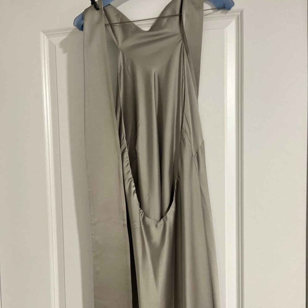 🍀 Show Me Your MuMu Sage Green Dress! - Picture 6 of 7